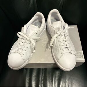 Adidas Grand Court LTS Sneakers in White